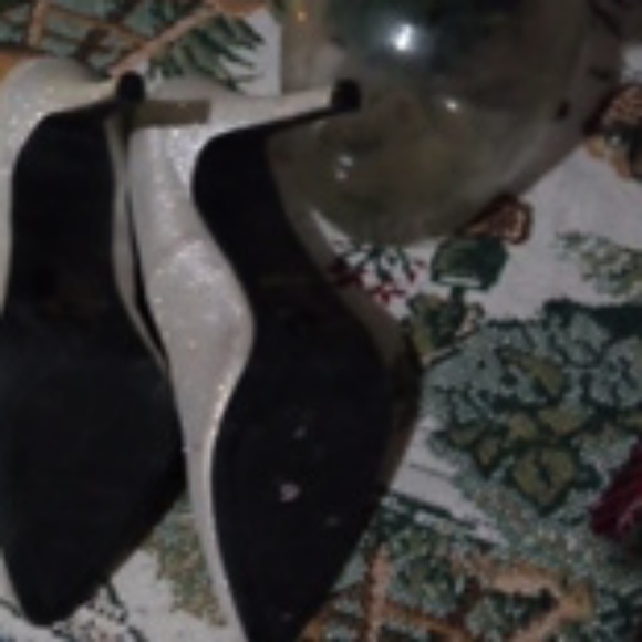 High heels - Picture 4 of 4